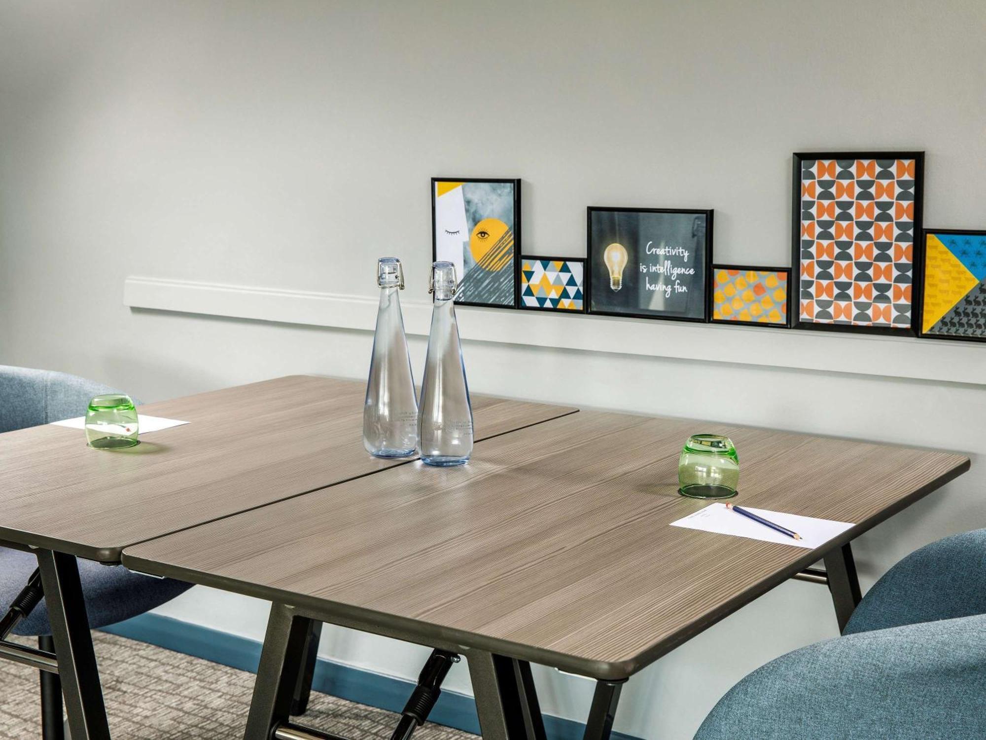 The Harlow Hotel By Accorhotels Екстериор снимка