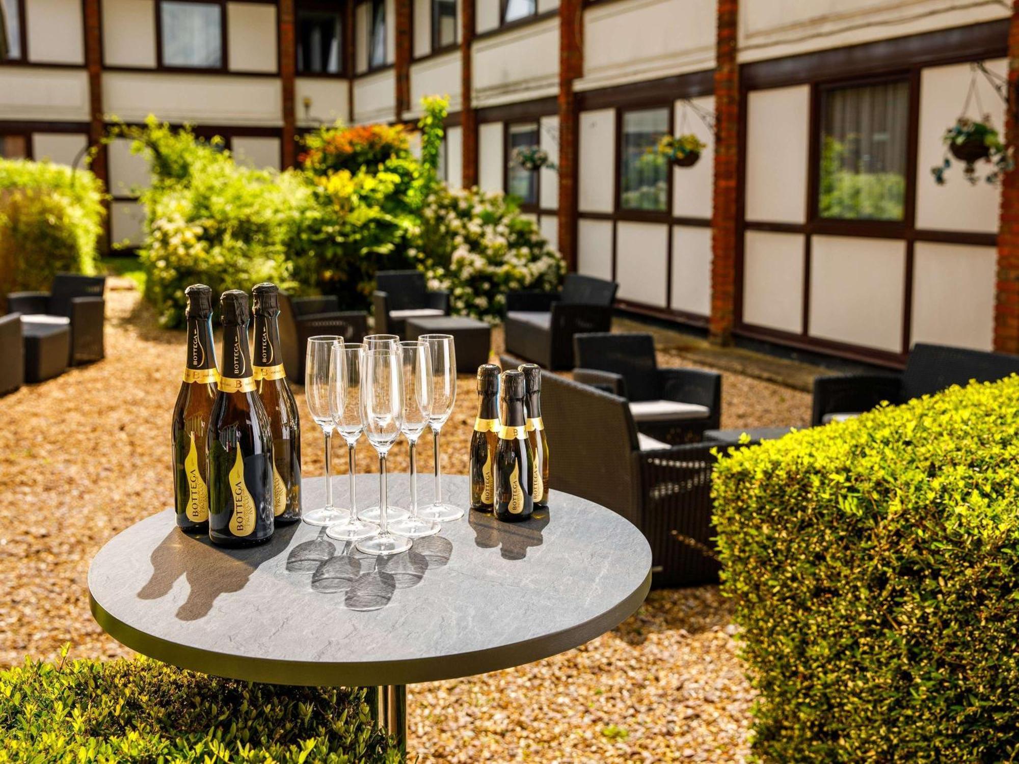 The Harlow Hotel By Accorhotels Екстериор снимка